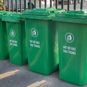 Tấm nhựa HDPE – Chế tạo thùng đựng rác công nghiệp bền bỉ và an toàn