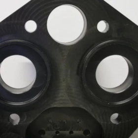 Tấm nhựa HDPE có thể gia công CNC không? Những điều cần lưu ý